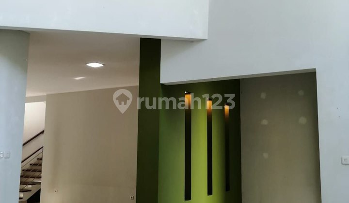 Rumah Siap Huni Berlokasi di Komplek Pondok Hijau Gegerkalong 2