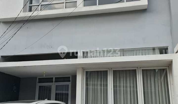 Rumah Kontrakan Bagus Semi Furnished Di Antapani 1