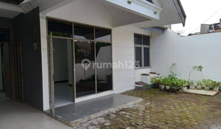 Rumah di Komplek muara hadap Timur kondisi Bagus 1