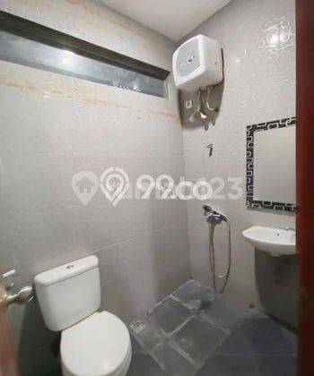 Rumah 2 Lantai Semi Furnished Di Cigadung 2