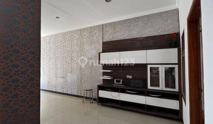 Rumah Hommy Semi Furnished Di Sayap Leuwipanjang 2