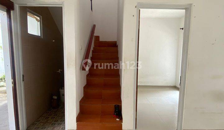 Rumah 2 Lantai Siap Huni One Gate System Di Villa Tropis Dago 2 2
