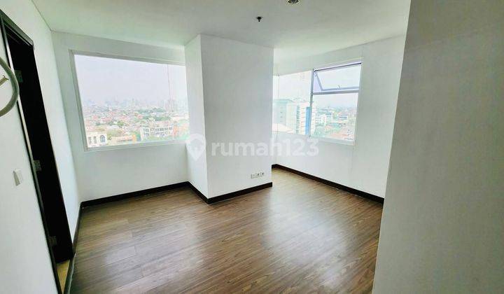 Dijual Murah dan Mewah Apartemen 2 BR AKR Galery West 1