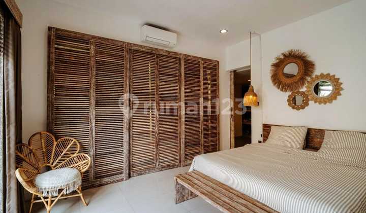 2Br Beach Side Villa In Sanur, Yearly Rental [Sbp 1476]