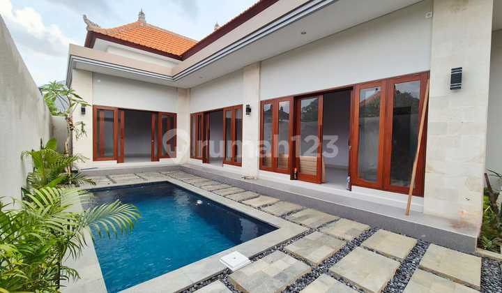 2Br Villa Beachside Sanur Area, Yearly Rental [Sbp 1493]