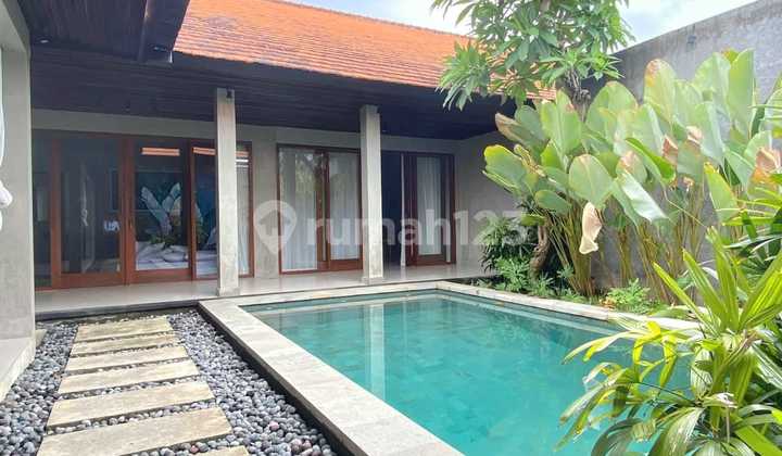 Villa 2 Bedrooms Sanur Beachside, Yearly Rental [SBP 1422]