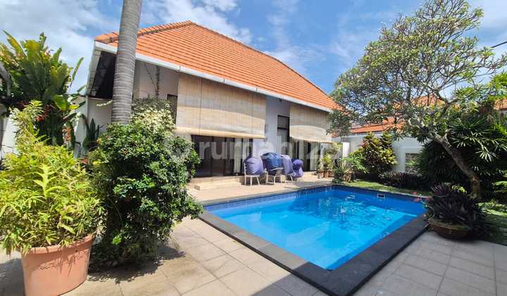 4 Bedroom Villa in Sanur Area, Annual Rental [SBP 1432]