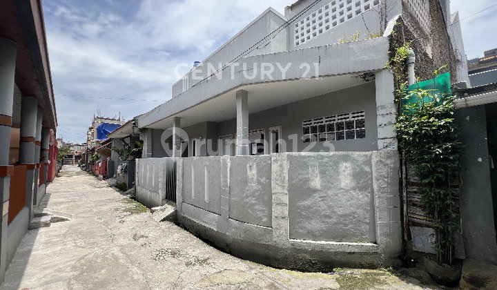 Rumah di Kurdi Baru Dekat Toko Kue Vitasari