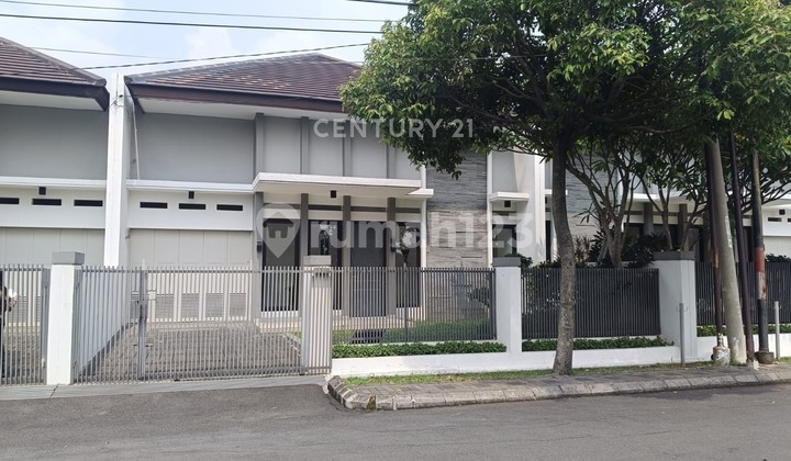 Rumah Baru Nyaman Di Batununggal Indah VII