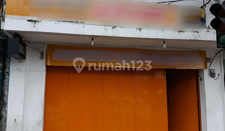 Strategic Shop House in Front of Andir Market Jl General Sudirman - 2.5 Floors Strategic Shop House in Front of Andir Market Jl General Sudirman - 2.5 Floors