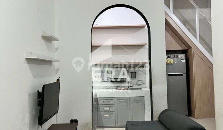 Best Deal! Rumah 2 Lantai SHM di Taman Kopo Indah 1 2