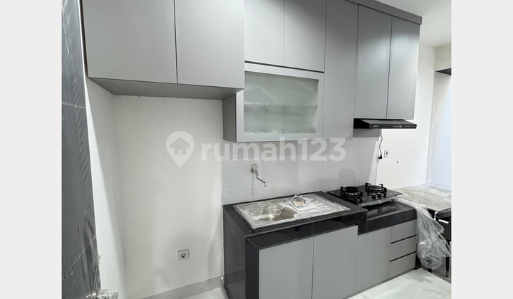 Rumah Golf Island Pik Boulevard Uk 5X15m Furnished Bagus, 3+1 Bed 2