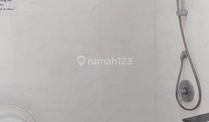 Sewa Murah Rumah Pik Katamaran Indah 4x26 Minimalis 3 Lantai Rapi 2