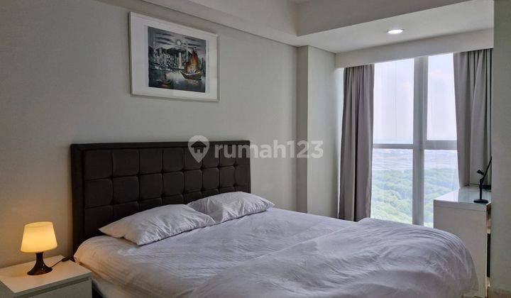 kamar tidur apartemen gold coast pik luas