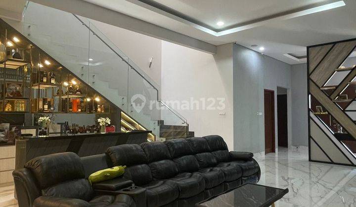 Rumah Minimalis Pik 1 Manyar 3.5 Lt Furnish, Dekat Toll, Sekolah  1