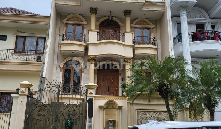 Jual Rumah Walet Elok PIK 1 Boulevard Sudah SHM Luas Tanah 180m