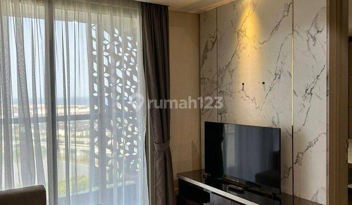 Apartemen Gold Coast 3BR Furnished Interior Rapi Seaview Bagus 2