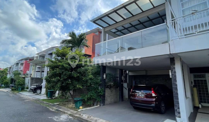 Dijual rumah cantik dan mewah 2lantai di Bellavista Batam 2
