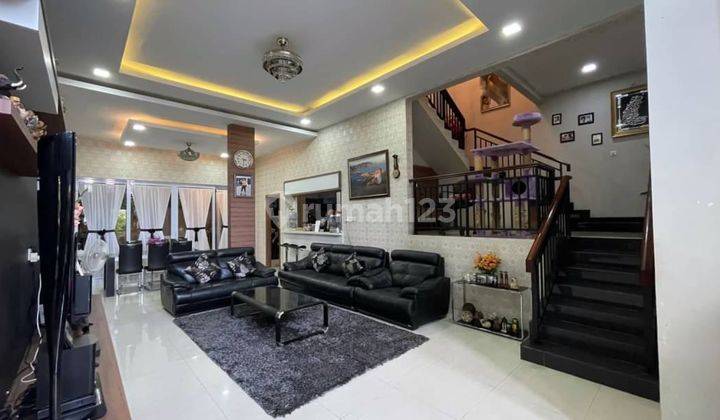 Dijual rumah cantik dan mewah 2lantai di Bellavista Batam 5