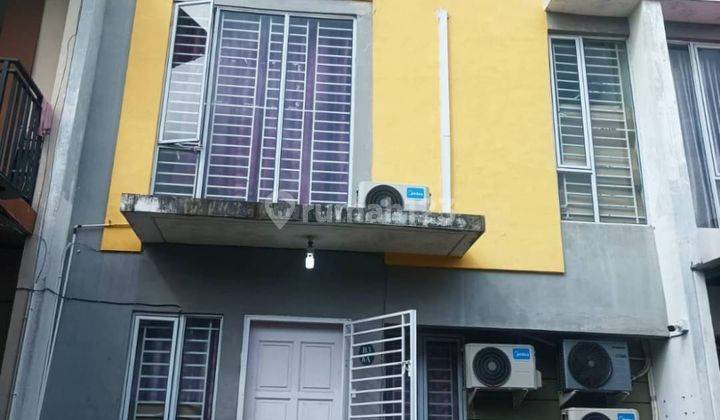 Dijual cepat perumahan beverly green 2lantai 1