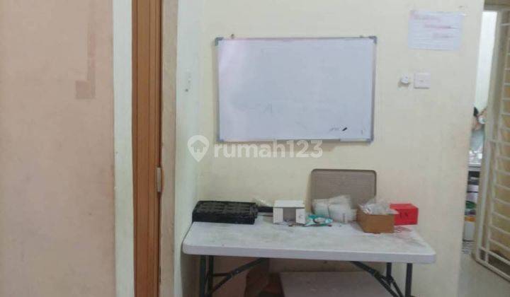 Dijual cepat perumahan beverly green 2lantai 3