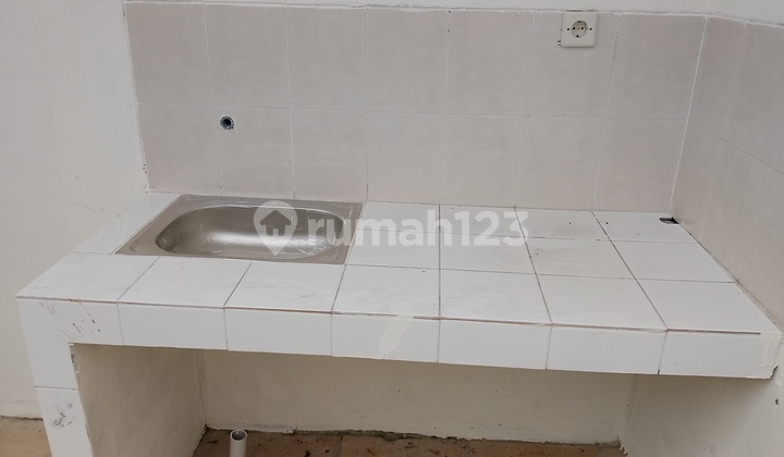 Rumah minimalis dengan luas tanah 108m 7