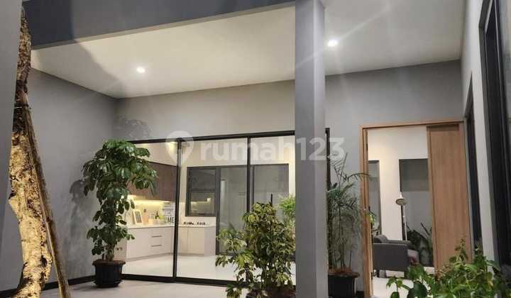 Rumah Mewah 2 Lantai di Cluster The Green BSD  2