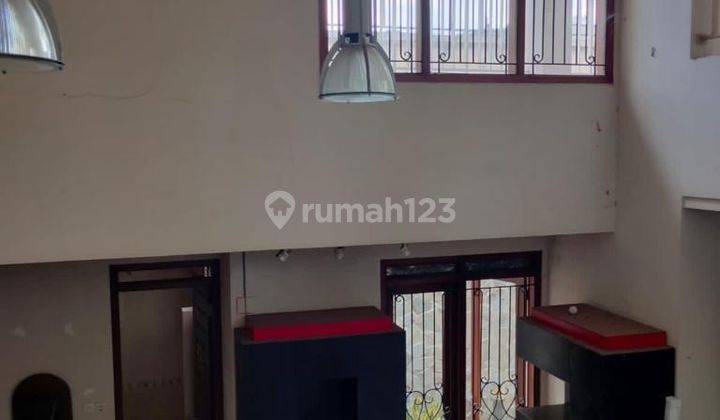 Rumah 2 Lantai Bagus di Sayap Cipaganti, Bandung 1