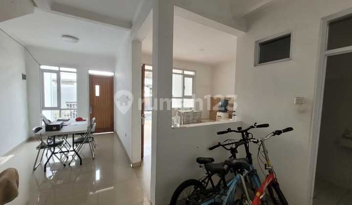 Rumah 2 Lantai di Sayap Buah Batu 1 Arah 2