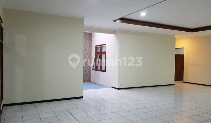 House in Batununggal, Bandung