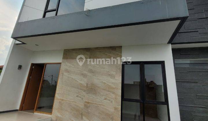 8 Unit Rumah Sayap Setraduta Harga Mulai Dari Rp 1,75 M 1