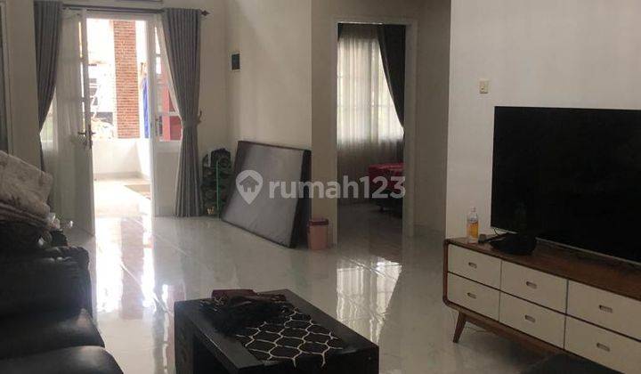 Rumah 2 Lantai Bagus Semi Furnished Kbp Jingganagara 1