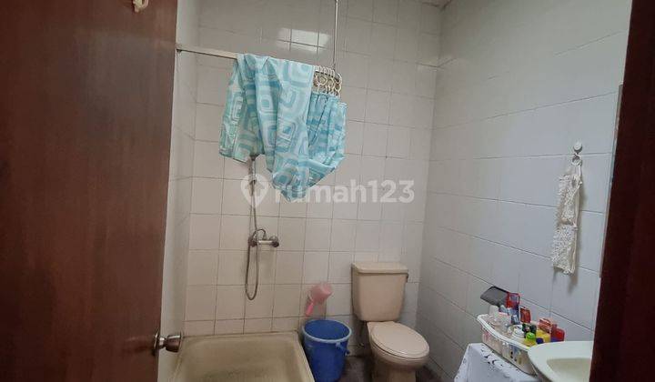 Rumah 2 Lantai Bagus Furnished Sayap Setiabudi Atas 2