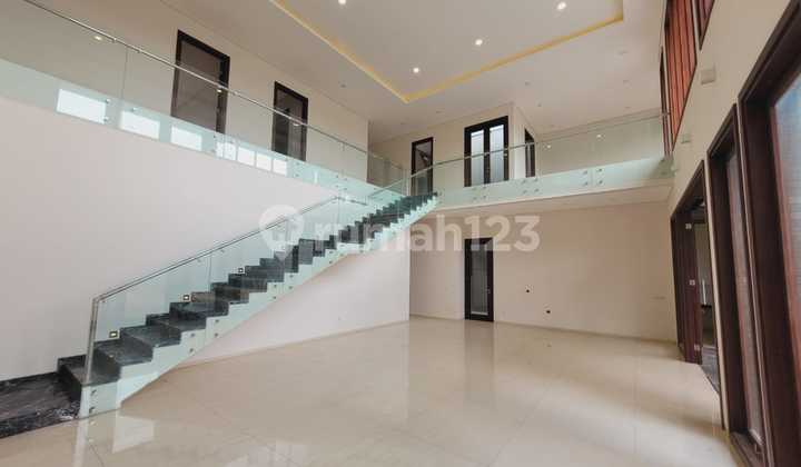 Luxury Home At Setra Duta, Bandung Luxury Home At Setra Duta, Bandung