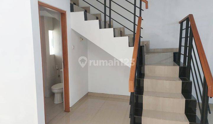 Rumah 2 Lantai Bagus Sayap Pasteur, Bandung 2