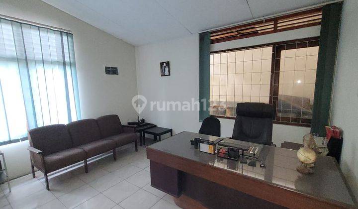 Rumah 1,5 Lantai di Setra Sari, Bandung 2