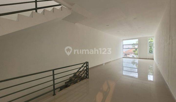 3 Unit Ruko 2,5 Lantai Minimalis Baru di Holis Mainroad 1