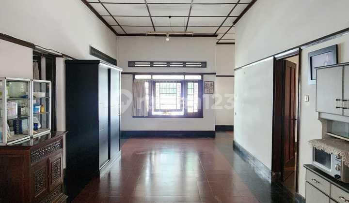 Rumah Heritage Sayap Dago Cocok Untuk Cafe Rumah Heritage Sayap Dago Cocok Untuk Cafe