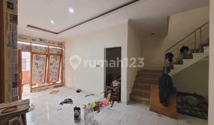 Rumah 2 Lantai Bagus Sayap Kalipah Apo 2