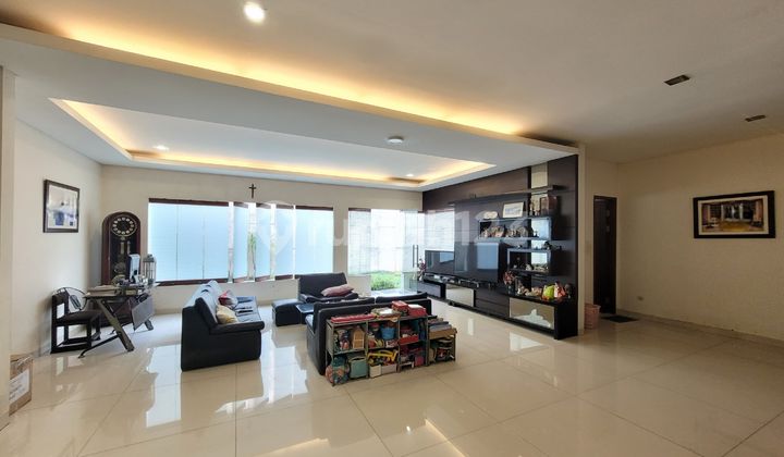 Luxury Home at Setra Murni, Bandung 2