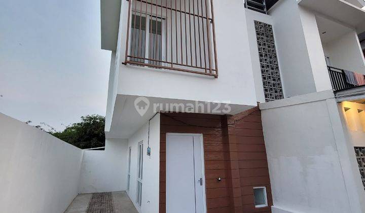 Rumah 2,5 Lantai Baru Nuansa Alam Wangunsari, Lembang View Bandung 1