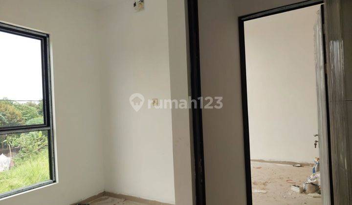 Rumah Cantik Di Bekasi, Siap Huni, Banyak Bonusnya  9