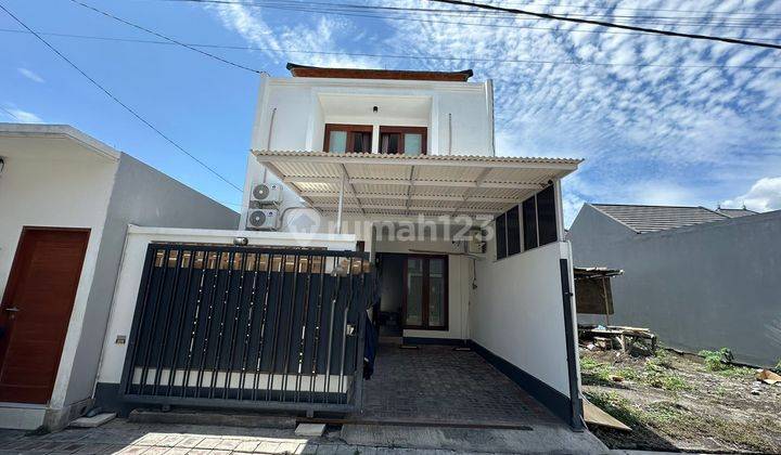 Disewakan Hunian Renon One Gate System Semi Furnished  1