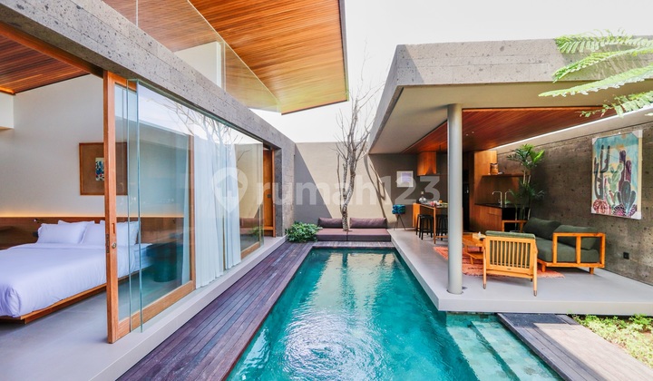 Villa Modern Dekat Pantai Batu Bolong Canggu - Lokasi Premium