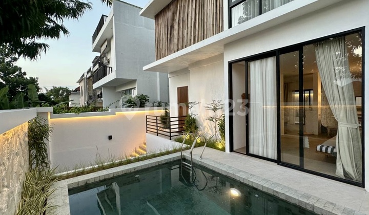 Modern Minimalis Villa di Uluwatu - Dekat Pantai Dreamland