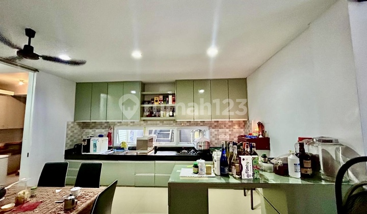 Rumah Mewah Full Furnish dengan Private Pool di Denpasar Barat 2