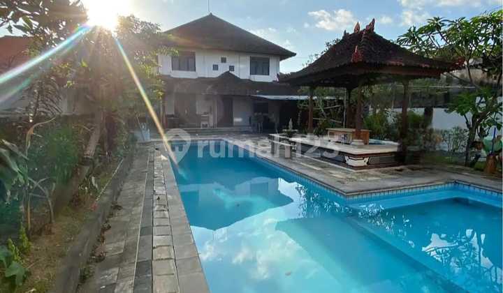 Tanah Bonus Bangunan Villa Kerobokan Dekat Seminyak Tanah Bonus Bangunan Villa Kerobokan Dekat Seminyak