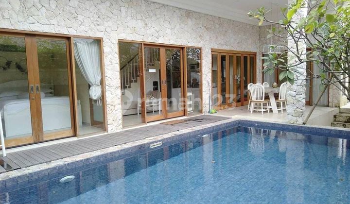Villa Modern Minimalis Nusa Dua Semi Furnished