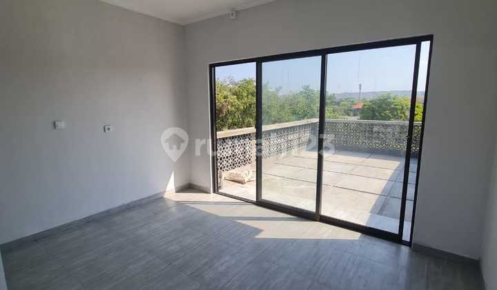 Rumah 3 Lantai Di Jimbaran One Gate System 2