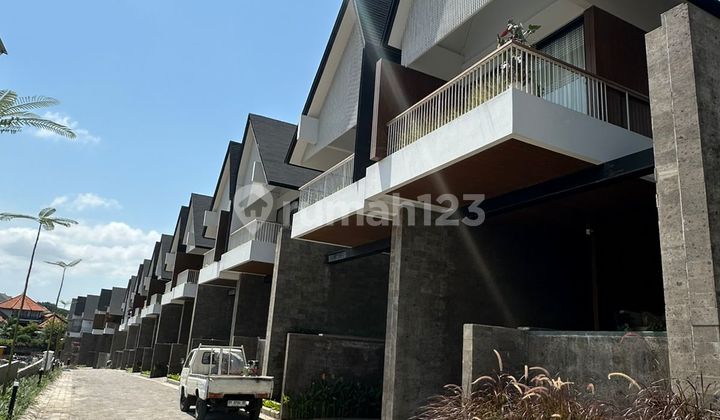 Brand New Villa Canggu View Sawah One Gate System